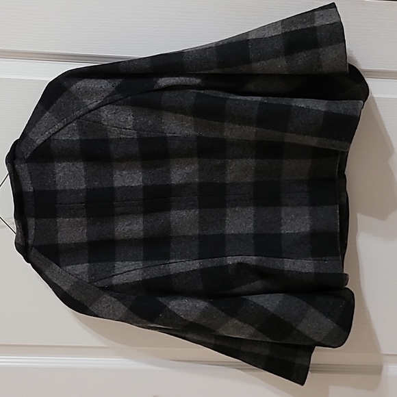 Charles gray Pancho coat. - Picture 2 of 5